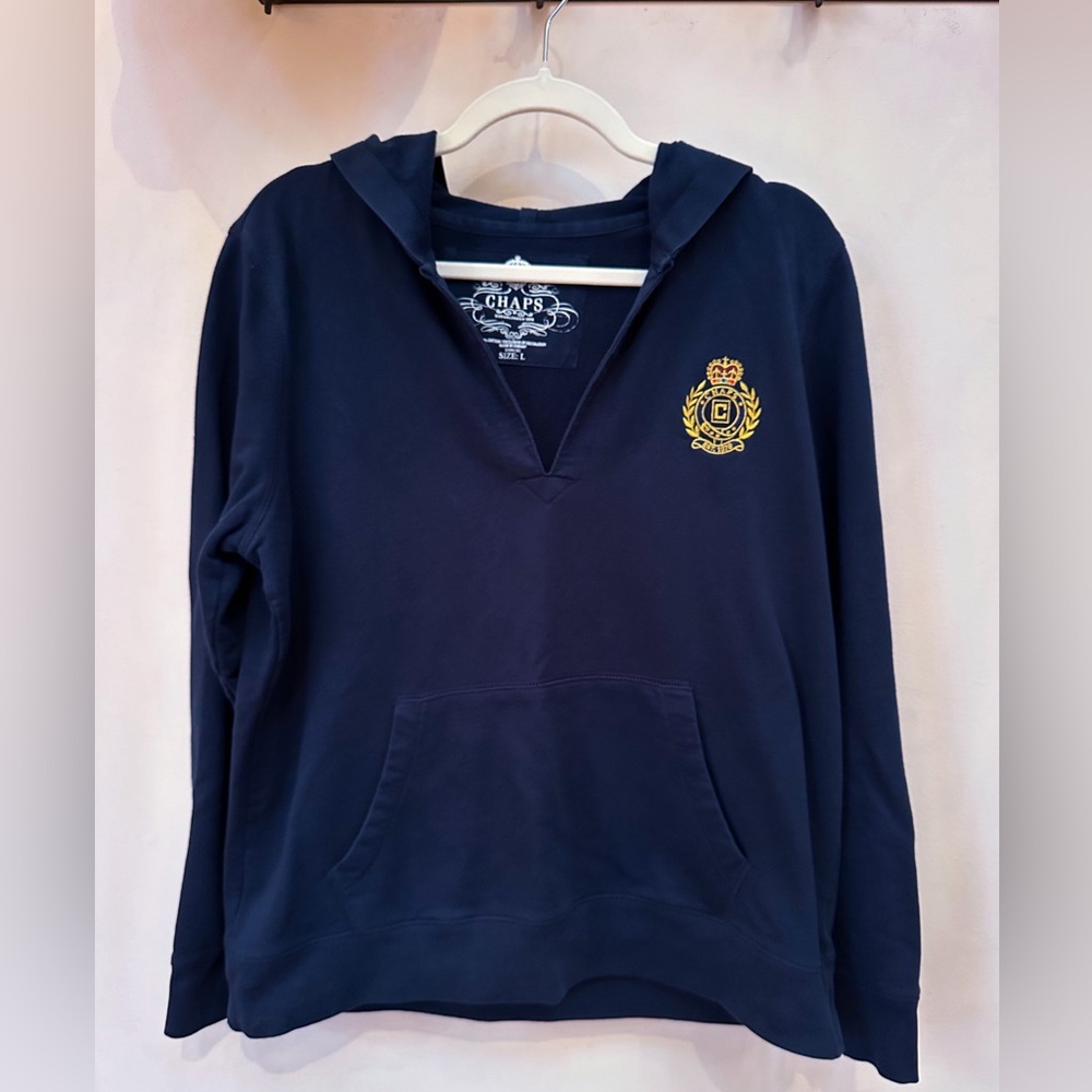 Chaps, navy blue hooded sweatshirt, V neck, Chaps Crest on front. Sz Lg